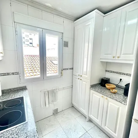 Acogedor Apartamento En Tetuan Madrid Exterior photo